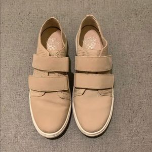 Vince Camuto Sneakers